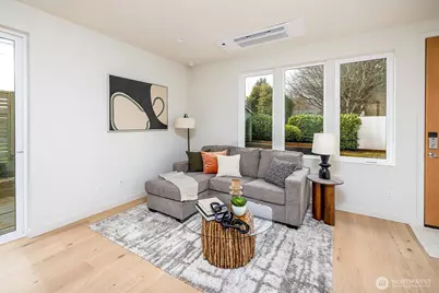 8319 25th Avenue NW, Seattle, WA 98117 - Photo 12