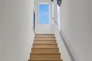 4215 S Findlay St, Seattle, WA 98118 - Photo 8