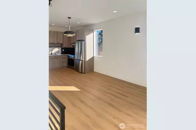 4215 S Findlay Street, Seattle, WA 98118 - Photo 4