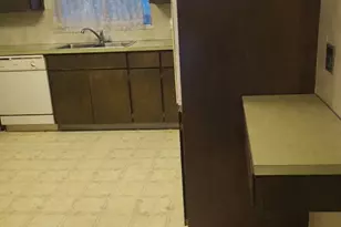 7401 86th St E, Puyallup, WA 98371 - Photo 12