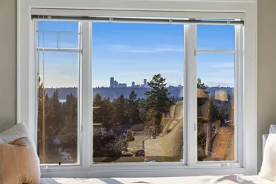 9400 Vineyard Crest, Bellevue, WA 98004 - Photo 24