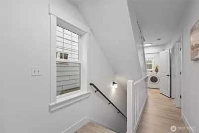 4854 Delridge Way SW #B, Seattle, WA 98106 - Photo 16