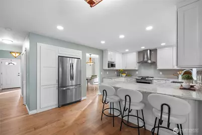 12103 NE 168th Place, Bothell, WA 98011 - Photo 10