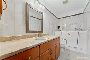 21022 NE 32nd Pl, Sammamish, WA 98074 - Photo 18