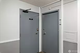 1400 Hubbell Pl, Seattle, WA 98101 - Photo 32