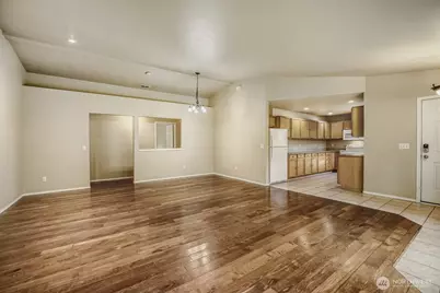 13421 Des Moines Memorial Drive S, Burien, WA 98168 - Photo 2