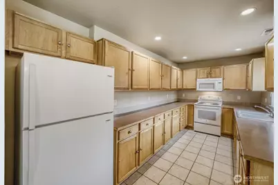 13421 Des Moines Memorial Drive S, Burien, WA 98168 - Photo 6