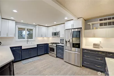 13103 7th Avenue Ct E, Parkland, WA 98445 - Photo 2