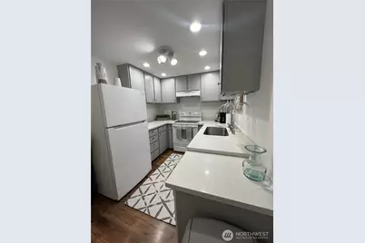 11220 196th Avenue NE #1, Redmond, WA 98053 - Photo 4