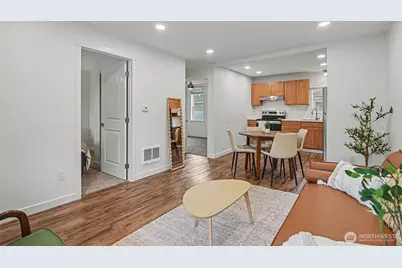 617 140th Street S #2, Tacoma, WA 98444 - Photo 2