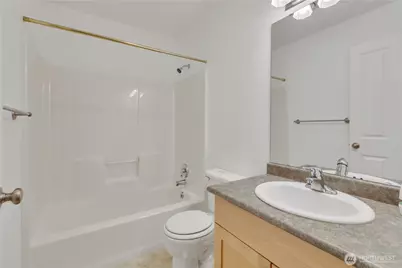 13349 Ambaum Boulevard SW, Burien, WA 98146 - Photo 24