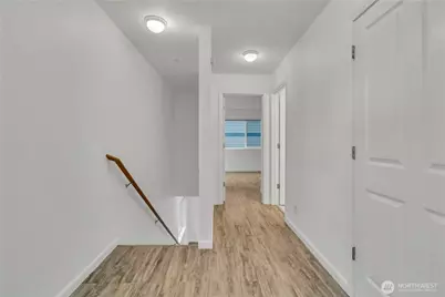 13349 Ambaum Boulevard SW, Burien, WA 98146 - Photo 16