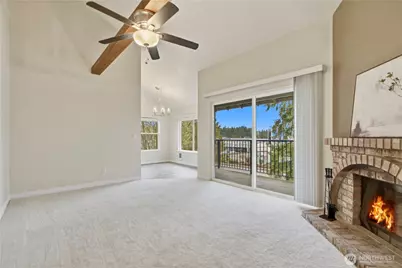 14342 126th Avenue NE #A301, Kirkland, WA 98034 - Photo 2