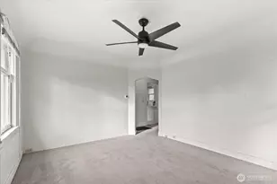 9007 Dayton Ave N, Seattle, WA 98103 - Photo 14