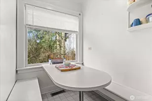 9007 Dayton Ave N, Seattle, WA 98103 - Photo 6