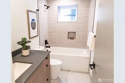 4213 S Findlay Street, Seattle, WA 98118 - Photo 8