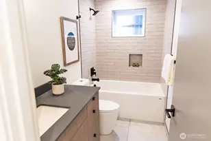 4213 S Findlay St, Seattle, WA 98118 - Photo 8