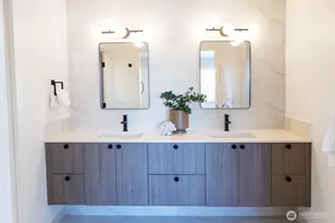 4213 S Findlay St, Seattle, WA 98118 - Photo 12