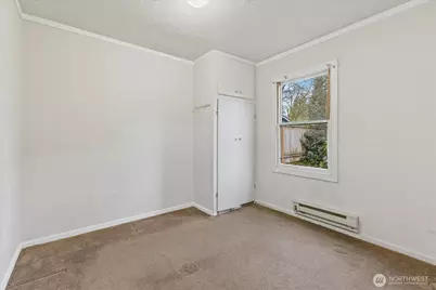 918 NW 87th Street, Seattle, WA 98117 - Photo 12