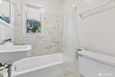 918 NW 87th Street, Seattle, WA 98117 - Photo 10