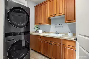 8997 Springwood Ave NE, Bainbridge Island, WA 98110 - Photo 34