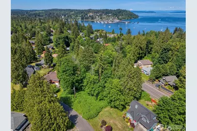 24115 Madura Drive NE, Kingston, WA 98346 - Photo 8