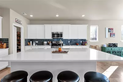 12009 SE 297th Place, Auburn, WA 98092 - Photo 4