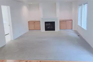 10824 NE 144th Ct, Kirkland, WA 98034 - Photo 2