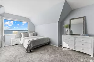 307 W Highland Dr, Seattle, WA 98119 - Photo 24