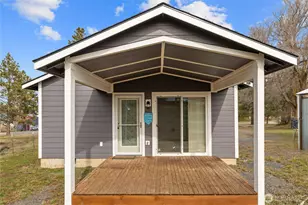 1150 Sunlight Dr, Cle Elum, WA 98922 - Photo 1