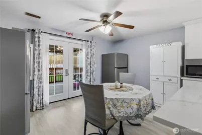 12433 SE 275th Place, Kent, WA 98030 - Photo 12