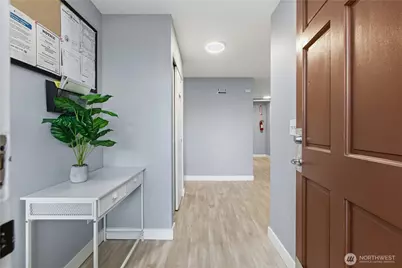 12433 SE 275th Place, Kent, WA 98030 - Photo 4