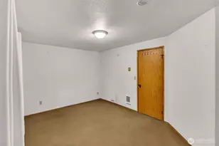 14516 2nd Ave E, Tacoma, WA 98445 - Photo 18