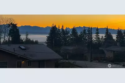 9029 Eastview Avenue, Everett, WA 98208 - Photo 38