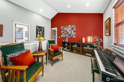 3532 Meridian Avenue N, Seattle, WA 98103 - Photo 20