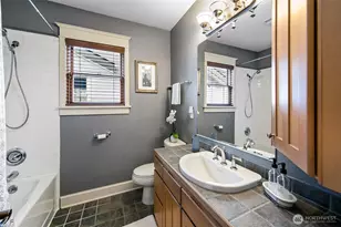 3532 Meridian Ave N, Seattle, WA 98103 - Photo 18