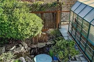 3532 Meridian Ave N, Seattle, WA 98103 - Photo 34