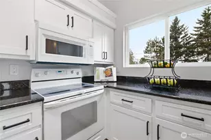 210 Mt Park Blvd SW, Issaquah, WA 98027 - Photo 14