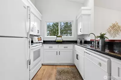 210 Mt Park Boulevard SW #F301, Issaquah, WA 98027 - Photo 12