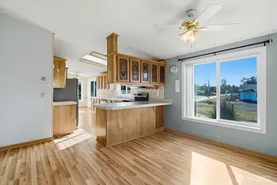 729 Edgewood Avenue NE, Ocean Shores, WA 98569 - Photo 4