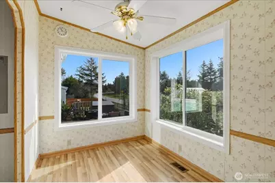 729 Edgewood Avenue NE, Ocean Shores, WA 98569 - Photo 8