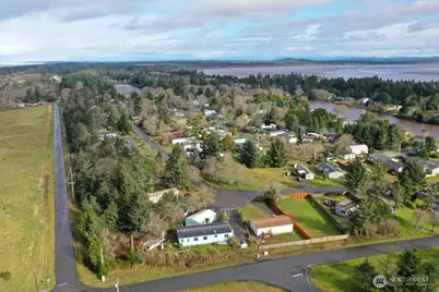 729 Edgewood Avenue NE, Ocean Shores, WA 98569 - Photo 36