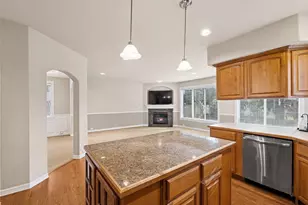 11627 SE 319th Ct, Auburn, WA 98092 - Photo 6