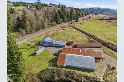 957 W State Route 4, Cathlamet, WA 98612 - Photo 2