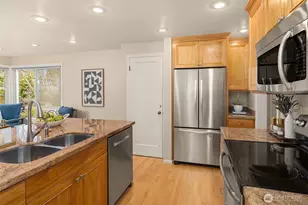 8215 40th Ave NE, Seattle, WA 98115 - Photo 8