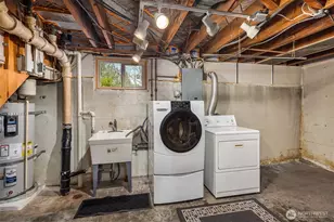 8215 40th Ave NE, Seattle, WA 98115 - Photo 20