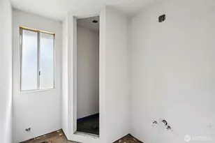 12069 Lakeside Pl NE, Seattle, WA 98125 - Photo 14