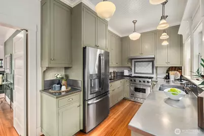 6032 31st Avenue NE, Seattle, WA 98115 - Photo 8