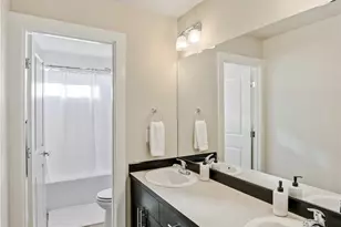 32749 Maple Ave SE, Black Diamond, WA 98010 - Photo 28