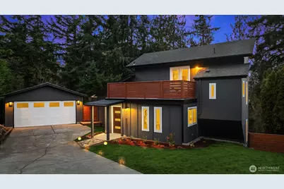 701 10th Street, Mukilteo, WA 98275 - Photo 1